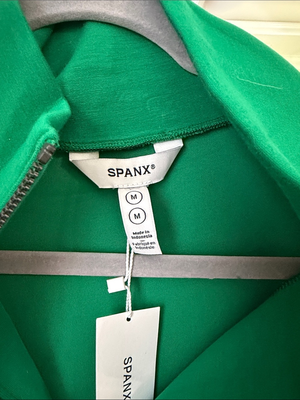 SPANX Vibrant Green Zip-Front Bomber Jacket - Picture 2 of 4